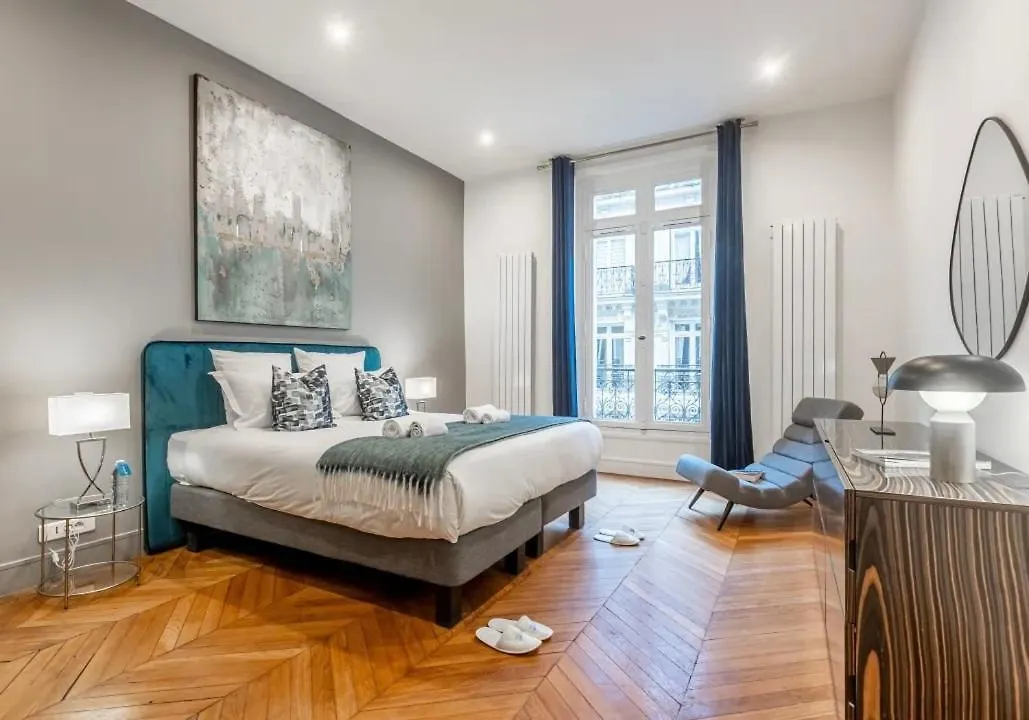 Luxurious Flat 180 M2 Champs-Elysees Apartment Paris 0*,