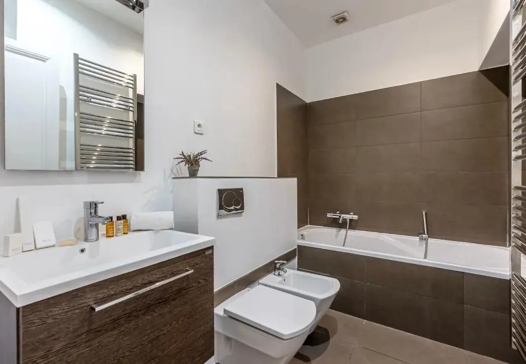 Luxurious Flat 180 M2 Champs-Elysees Apartment Paris France