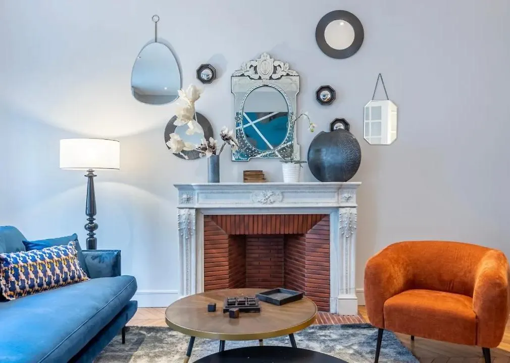 Luxurious Flat 180 M2 Champs-Elysees Apartment Paris 0*,  France