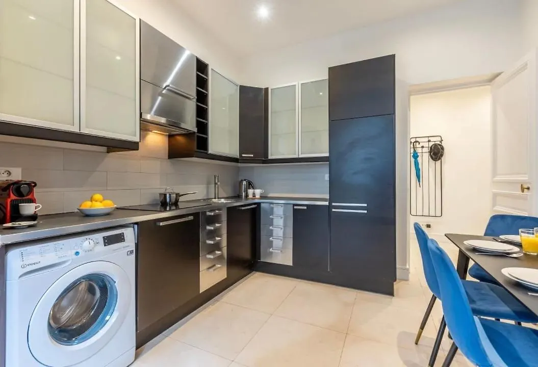 Luxurious Flat 180 M2 Champs-Elysees Apartment Paris
